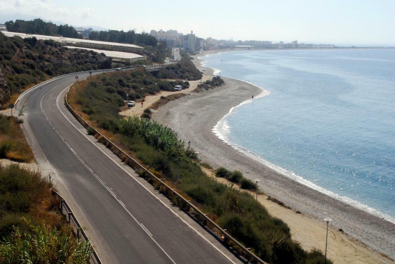 아드라 Casa De Sueno En La Playa 빌라 외부 사진